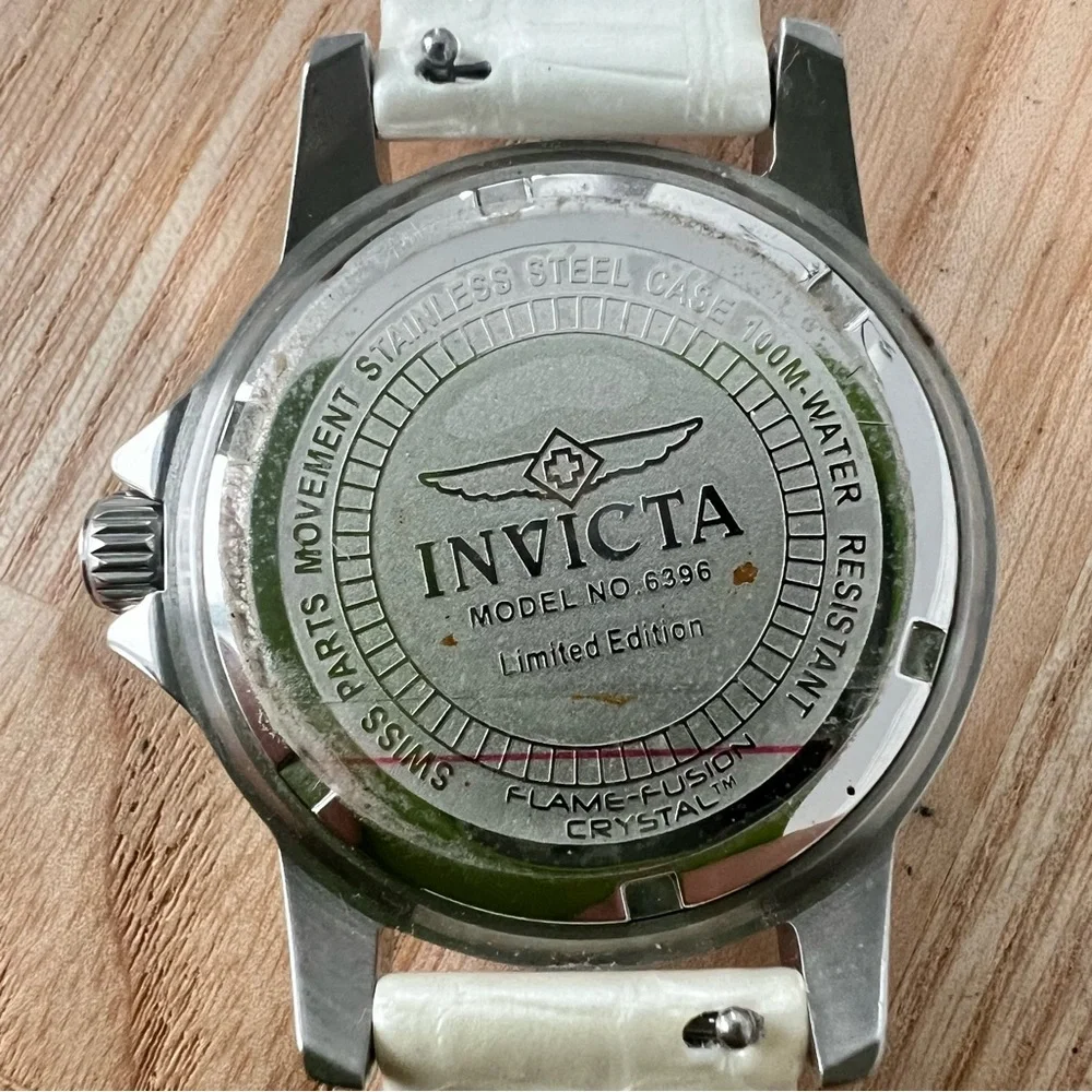 Invicta ladies hummingbird silver tone white leather watch NEW BATTERY